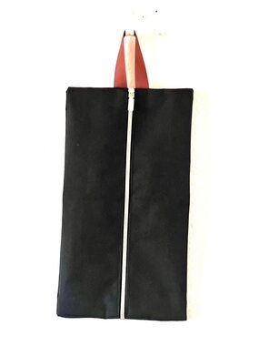 NWOT Lovevook Black Personal  Bag with Brown Loop